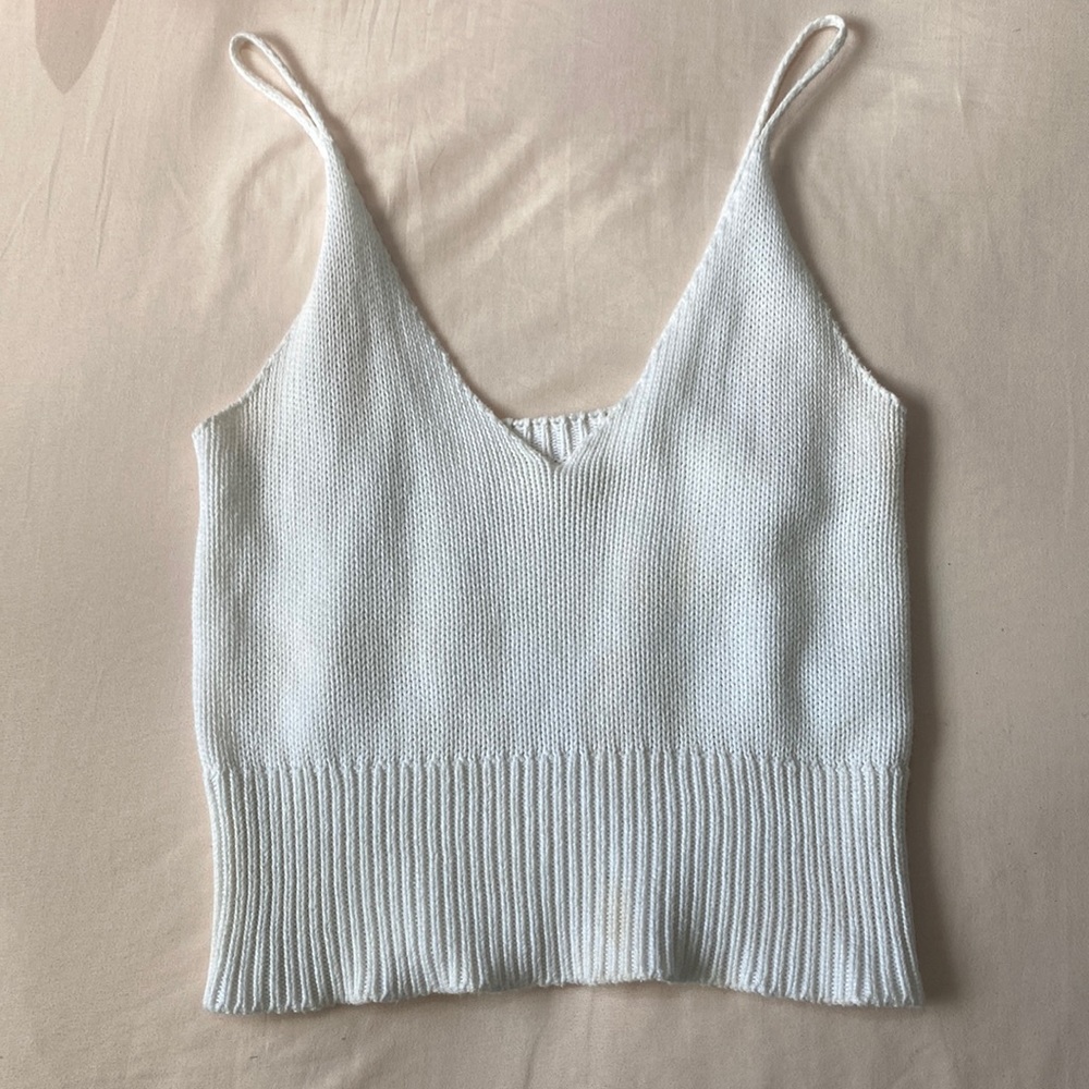 white knit tank